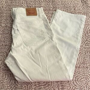 Levi's Women's Cream Straight Leg Jeans